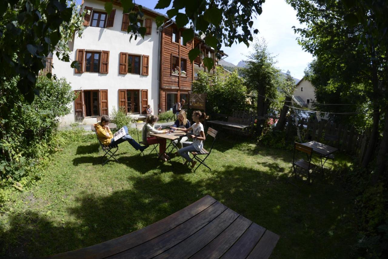 Gite Le Flourou Hotel Le Monetier-les-Bains ภายนอก รูปภาพ