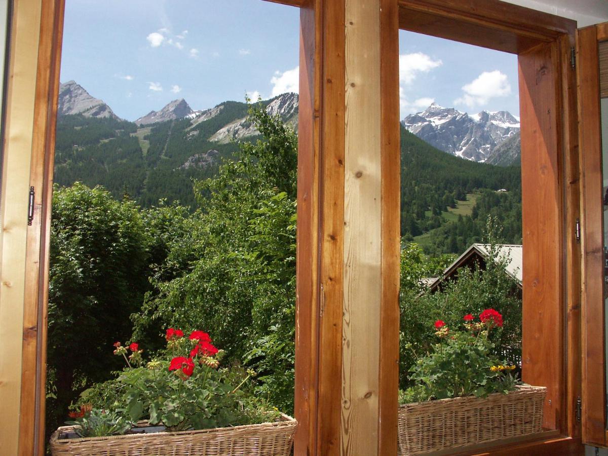 Gite Le Flourou Hotel Le Monetier-les-Bains ภายนอก รูปภาพ